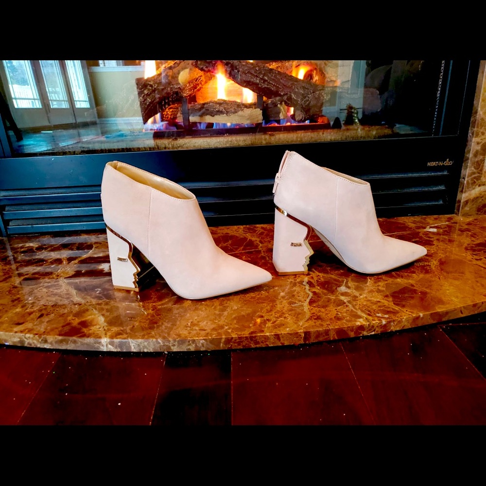 Katy Perry Gypsy Suede Nude Boots - Size 7.5
